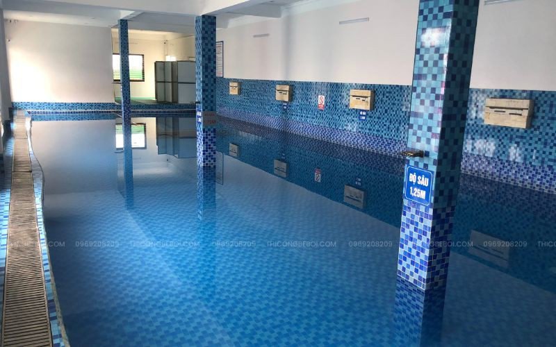 Thi công bể bơi kinh doanh thứ 2 của anh Hùng tại Phú Thọ