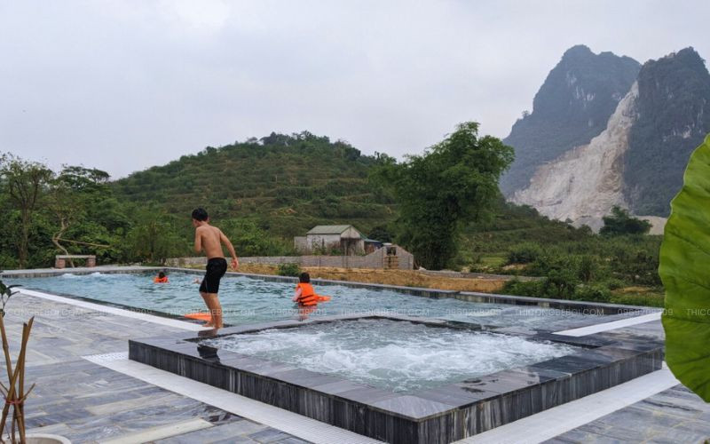 Thi công công nghệ bê bơi homestay Eco Garden Hòa Bình